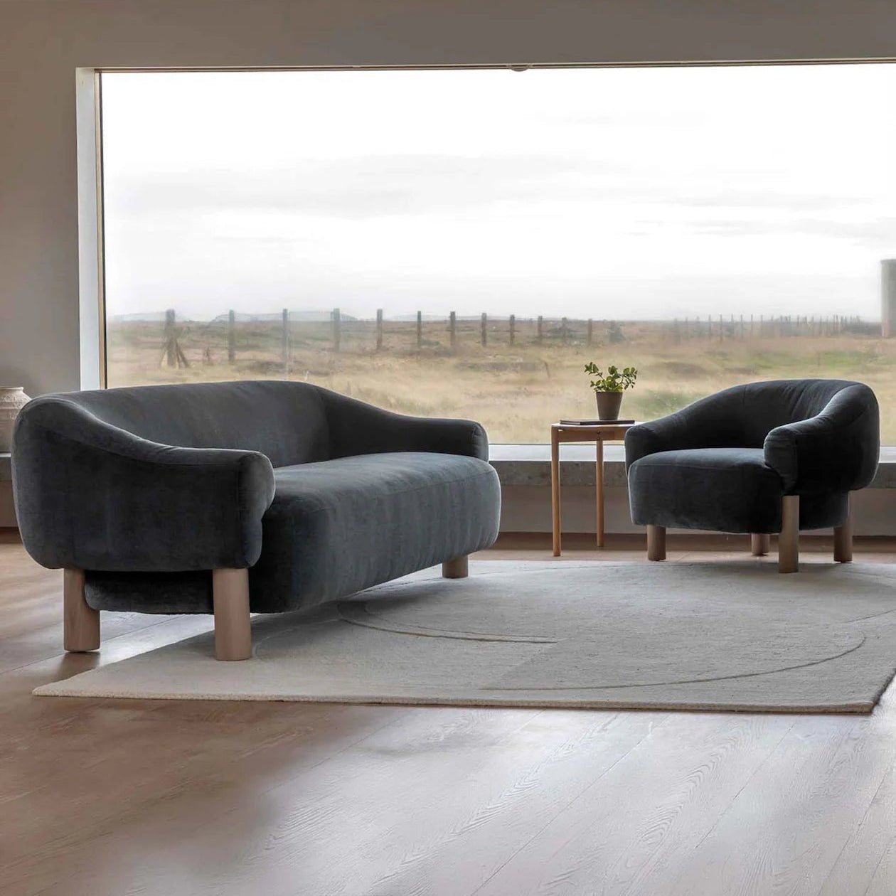 Heston Sofa 3 Seater Verona Carbon Grey Leg